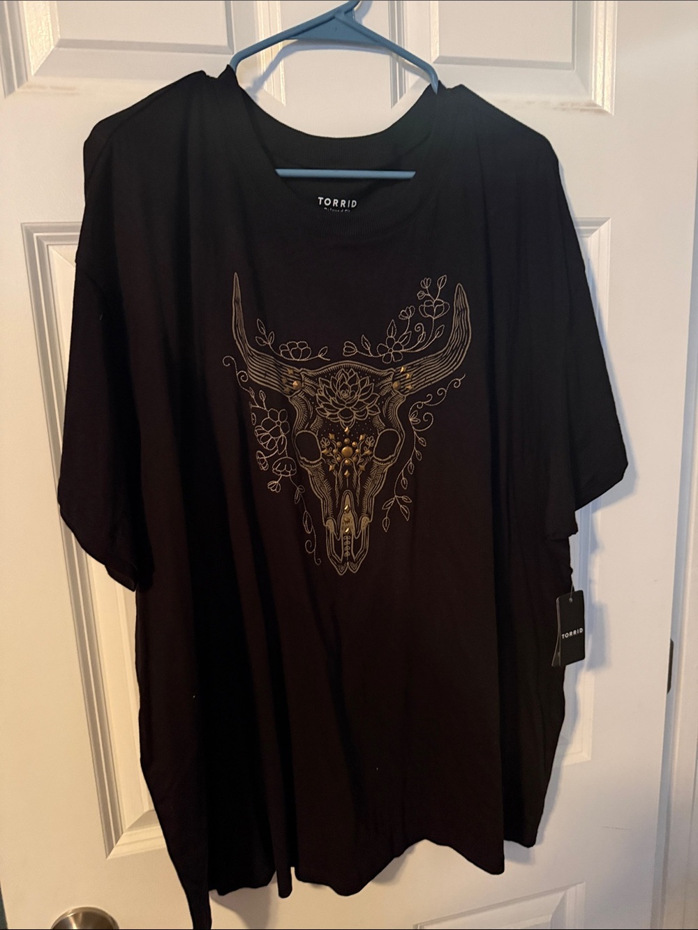 torrid Black Tee with Gold Decorative Bull Skull